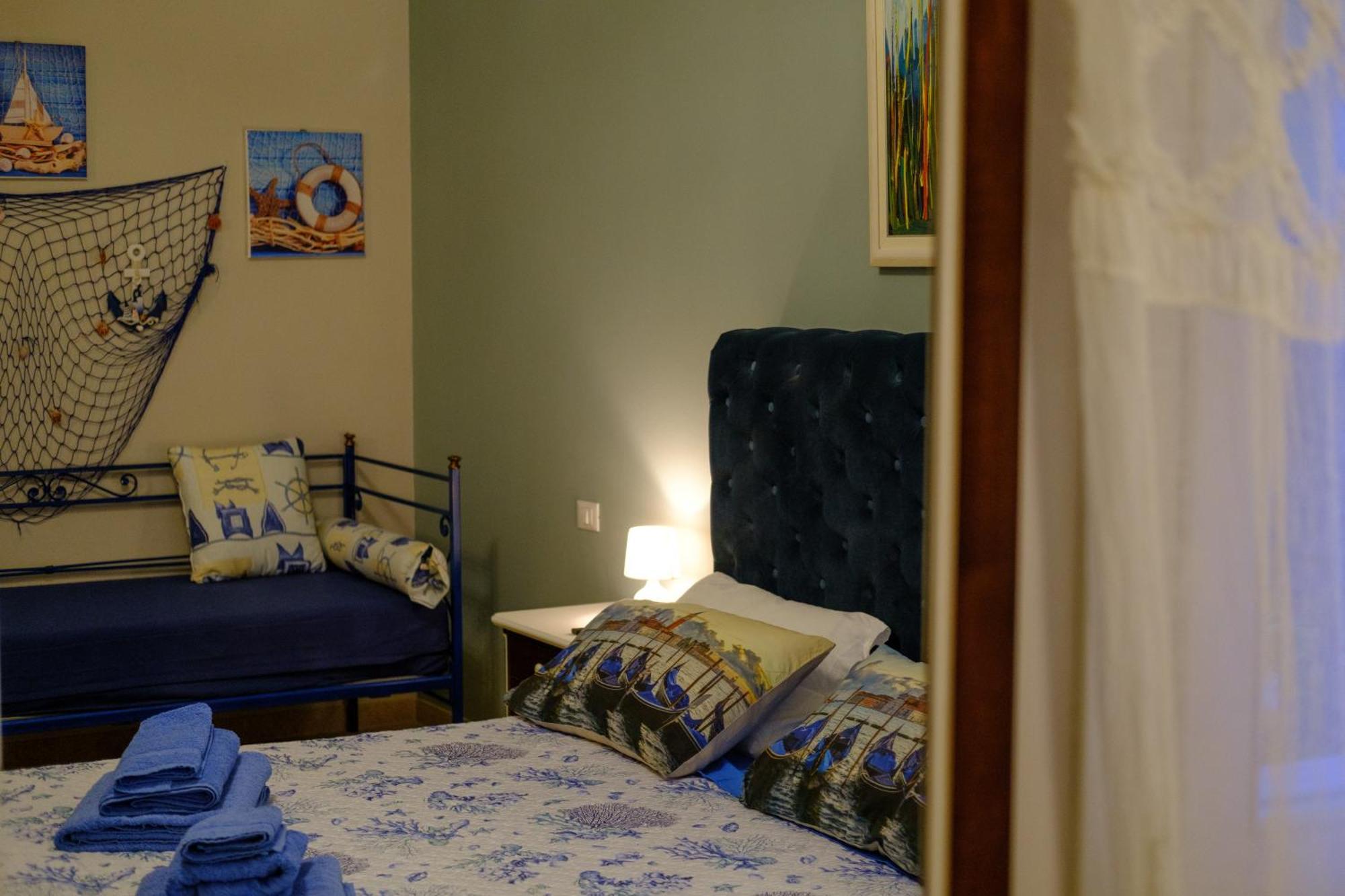 Blue Laguna Apartment