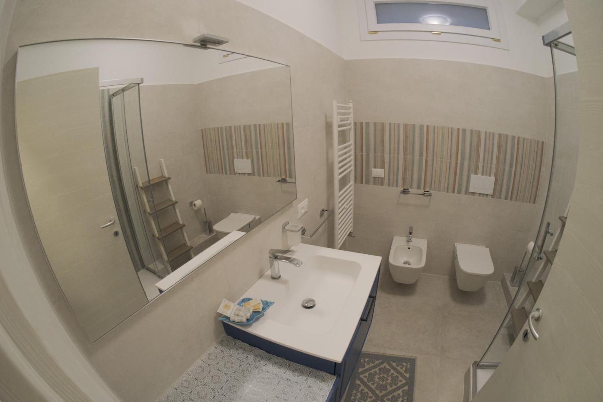 Blue Laguna Apartment